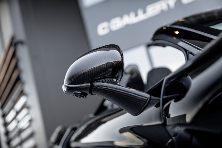 McLaren 720S Spider - N-Largo 1 of 15 4.0 V8 - Lift | B&W | Carbon | Alcantara