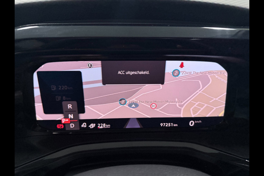 Volkswagen Multivan 1.4 eHybrid LANG 7P SOH-93% PANO/CAM/LED/DAB/CARPLAY/NAVI/V-COCPIT/TRKHAAK///
