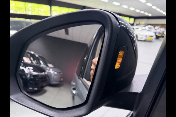 Volkswagen Multivan 1.4 eHybrid LANG 7P SOH-93% PANO/CAM/LED/DAB/CARPLAY/NAVI/V-COCPIT/TRKHAAK///