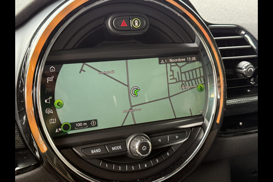 MINI Clubman 1.5 Cooper Chili | PANORAMA | HARMAN KARDON | LED KOPLAMPEN | CLIMATE CONTROL | SPORTSTOELEN | STOELVERWARMING |