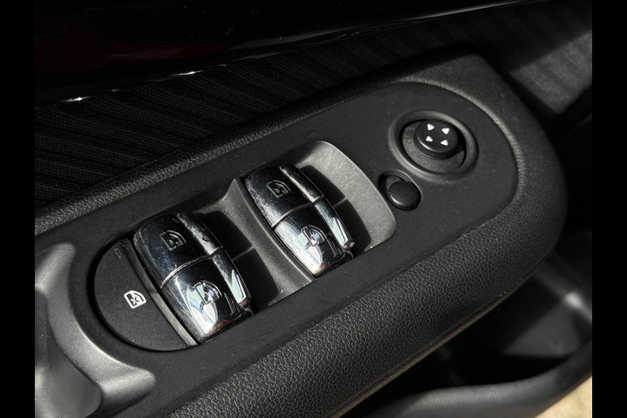 MINI Clubman 1.5 Cooper Chili | PANORAMA | HARMAN KARDON | LED KOPLAMPEN | CLIMATE CONTROL | SPORTSTOELEN | STOELVERWARMING |