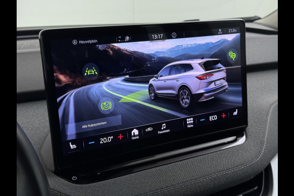 Škoda ENYAQ iV 80 204PK Warmtepomp Trekhaak SOH 92% Camera 3-Zone Ecc Stoel+Stuur+Achterbankverwarming Navi Apple Carplay Android Auto P-Assist Lmv Led Isofix Cruise Control Keyless-go Rijstrooksensor met correctie 1.000KG Trekgewicht 1e Eigenaar Origineel Nederlandse Auto