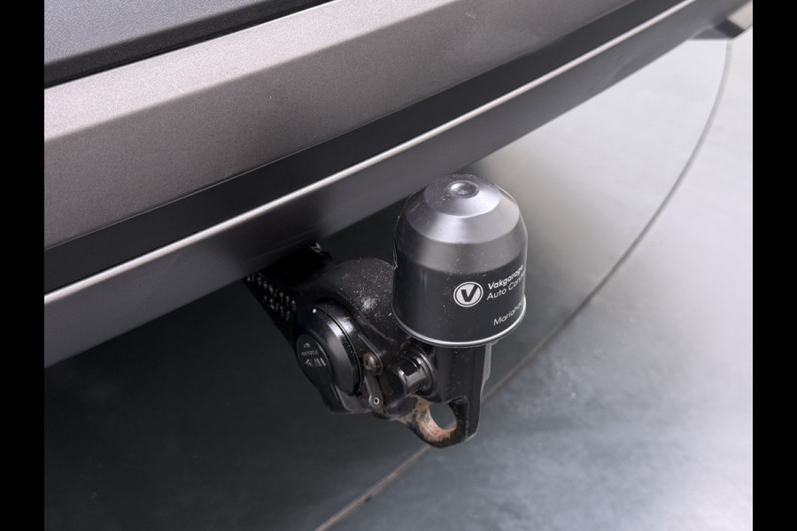 Škoda ENYAQ iV 80 204PK Warmtepomp Trekhaak SOH 92% Camera 3-Zone Ecc Stoel+Stuur+Achterbankverwarming Navi Apple Carplay Android Auto P-Assist Lmv Led Isofix Cruise Control Keyless-go Rijstrooksensor met correctie 1.000KG Trekgewicht 1e Eigenaar Origineel Nederlandse Auto