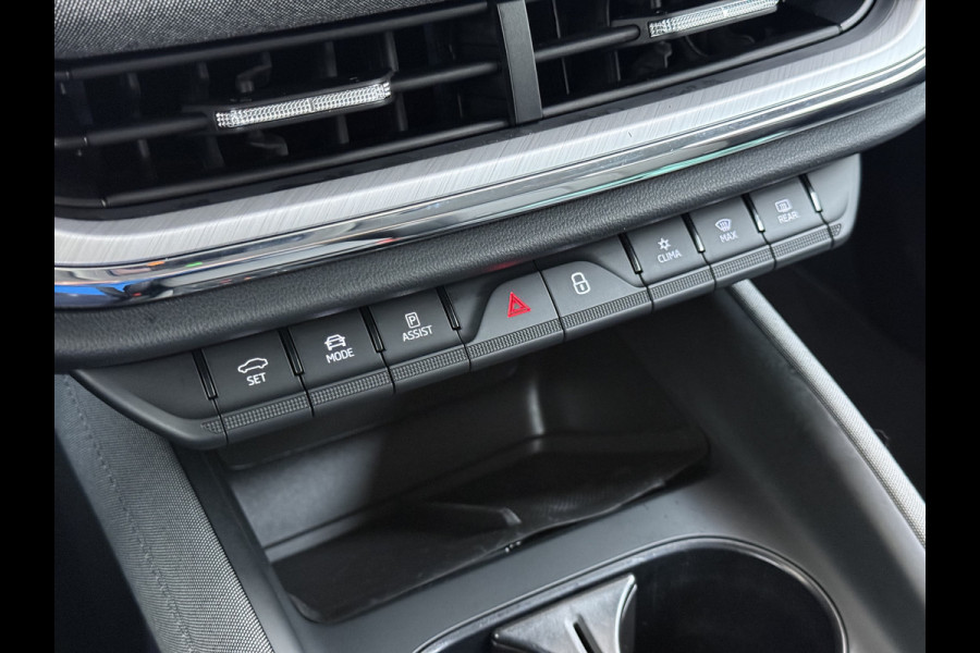 Škoda ENYAQ iV 80 204PK Warmtepomp Trekhaak SOH 92% Camera 3-Zone Ecc Stoel+Stuur+Achterbankverwarming Navi Apple Carplay Android Auto P-Assist Lmv Led Isofix Cruise Control Keyless-go Rijstrooksensor met correctie 1.000KG Trekgewicht 1e Eigenaar Origineel Nederlandse Auto
