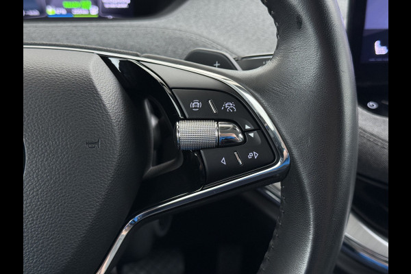 Škoda ENYAQ iV 80 204PK Warmtepomp Trekhaak SOH 92% Camera 3-Zone Ecc Stoel+Stuur+Achterbankverwarming Navi Apple Carplay Android Auto P-Assist Lmv Led Isofix Cruise Control Keyless-go Rijstrooksensor met correctie 1.000KG Trekgewicht 1e Eigenaar Origineel Nederlandse Auto