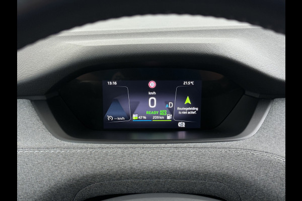 Škoda ENYAQ iV 80 204PK Warmtepomp Trekhaak SOH 92% Camera 3-Zone Ecc Stoel+Stuur+Achterbankverwarming Navi Apple Carplay Android Auto P-Assist Lmv Led Isofix Cruise Control Keyless-go Rijstrooksensor met correctie 1.000KG Trekgewicht 1e Eigenaar Origineel Nederlandse Auto
