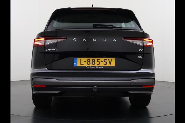 Škoda ENYAQ iV 80 204PK Warmtepomp Trekhaak SOH 92% Camera 3-Zone Ecc Stoel+Stuur+Achterbankverwarming Navi Apple Carplay Android Auto P-Assist Lmv Led Isofix Cruise Control Keyless-go Rijstrooksensor met correctie 1.000KG Trekgewicht 1e Eigenaar Origineel Nederlandse Auto