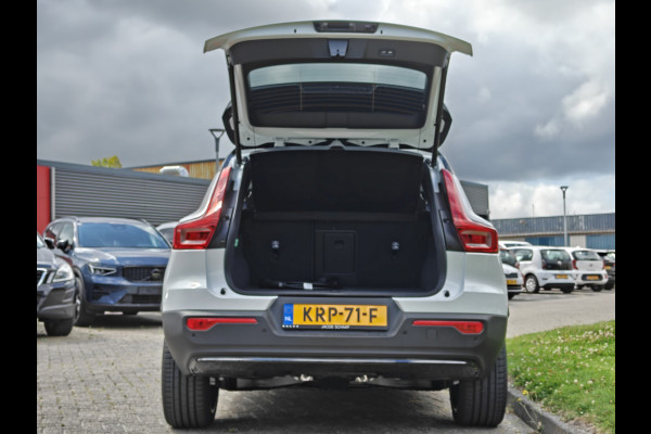 Volvo EX40 252PK Extended Range Plus Black Ed. 82 kWh | BLIS | ACC | PDC V+A | Pano | Verwarm. Stoelen/Stuur | Warmtepomp |