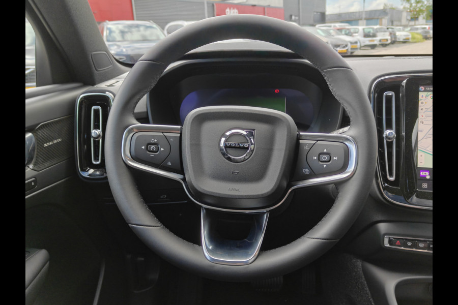 Volvo EX40 252PK Extended Range Plus Black Ed. 82 kWh | BLIS | ACC | PDC V+A | Pano | Verwarm. Stoelen/Stuur | Warmtepomp |