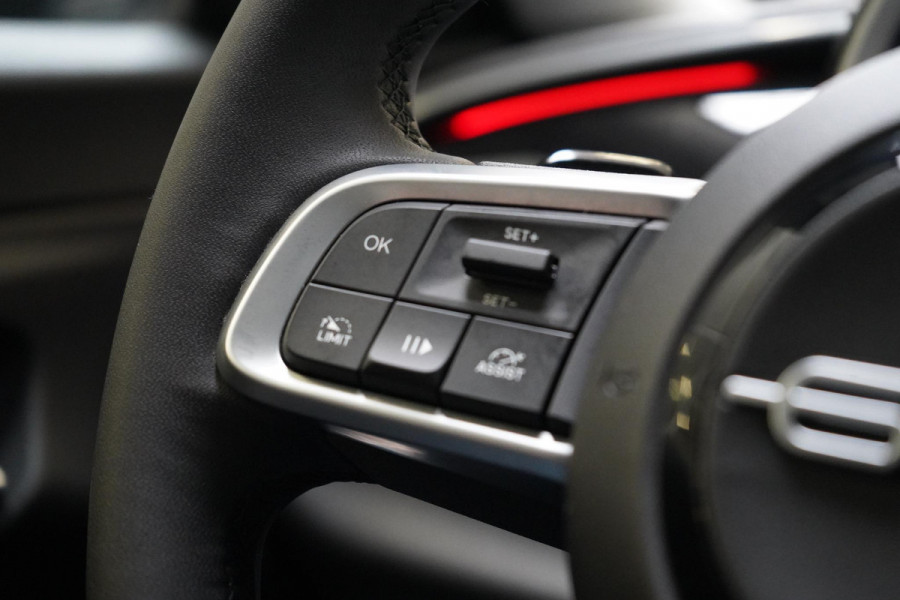 Fiat 600 1.2 Hybrid Urban | Achteruitrijcamera | Carplay | Climate control | Cruise control | Parkeersensoren