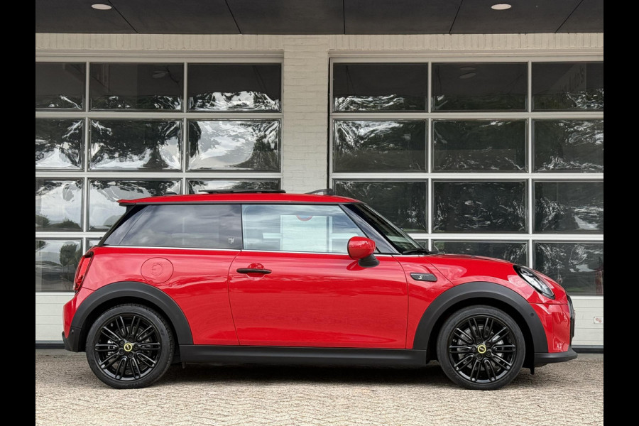 MINI Electric MINI Yours 33 kWh | PANORAMA | ADAPT. CRUISE CONTROL | HARMAN KARDON | CAMERA | LEDER | SPORTSTOELEN |