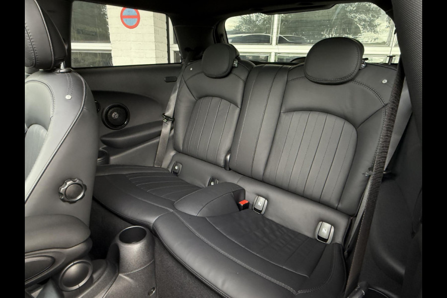 MINI Electric MINI Yours 33 kWh | PANORAMA | ADAPT. CRUISE CONTROL | HARMAN KARDON | CAMERA | LEDER | SPORTSTOELEN |