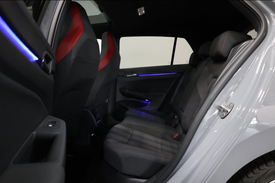 Volkswagen Golf 2.0 TSI GTI 245+PK LED+IQ/PANO/HALF ALCANTARA+S.VERWARMING/19"/CAM/LINE/ACC/ECC/12 MND GARANTIE!