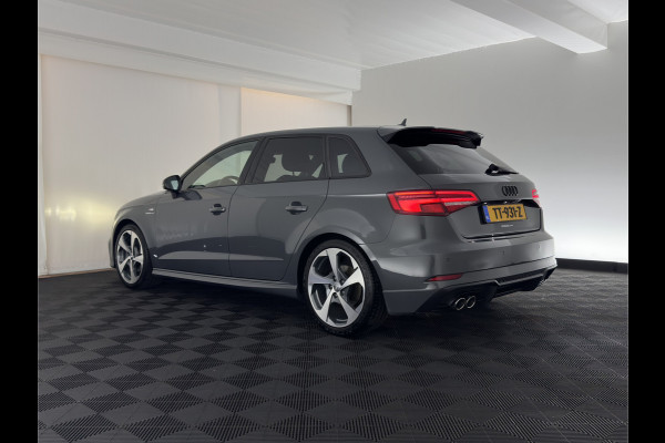 Audi A3 Sportback 1.5 TFSI CoD Sport S-Line Edition Black-Optic Package Aut. *LEATHER-FABRIC | FULL-LED | SPORTSEATS | NAVI-FULLMAP | PRIVACY-GLASS | ECC | PDC | CRUISE | 18''ALU*