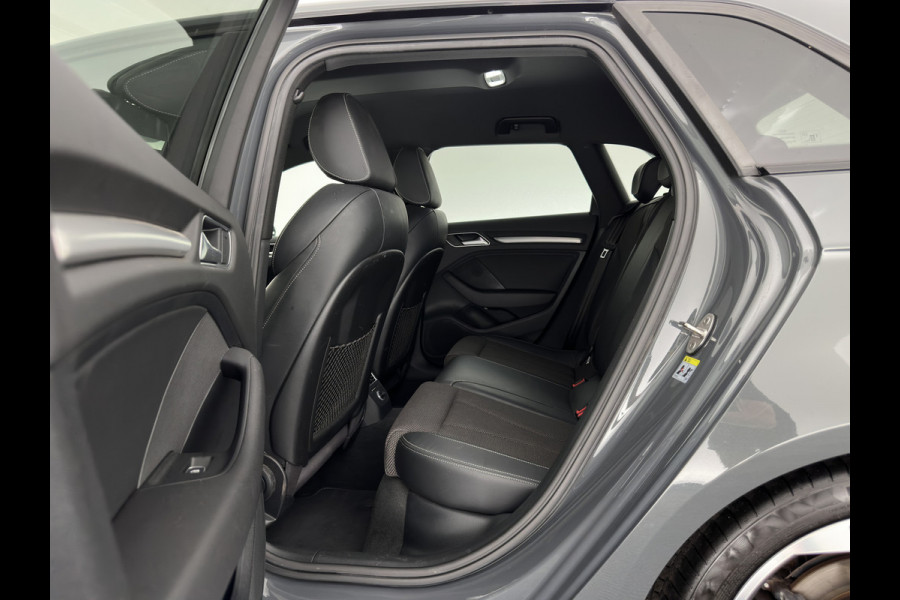 Audi A3 Sportback 1.5 TFSI CoD Sport S-Line Edition Black-Optic Package Aut. *LEATHER-FABRIC | FULL-LED | SPORTSEATS | NAVI-FULLMAP | PRIVACY-GLASS | ECC | PDC | CRUISE | 18''ALU*
