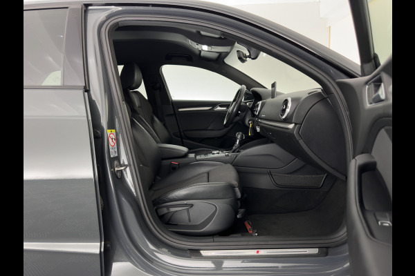 Audi A3 Sportback 1.5 TFSI CoD Sport S-Line Edition Black-Optic Package Aut. *LEATHER-FABRIC | FULL-LED | SPORTSEATS | NAVI-FULLMAP | PRIVACY-GLASS | ECC | PDC | CRUISE | 18''ALU*