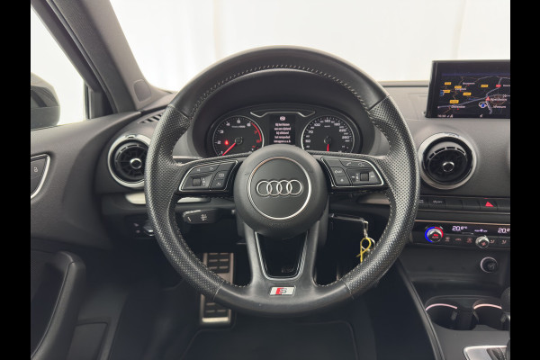 Audi A3 Sportback 1.5 TFSI CoD Sport S-Line Edition Black-Optic Package Aut. *LEATHER-FABRIC | FULL-LED | SPORTSEATS | NAVI-FULLMAP | PRIVACY-GLASS | ECC | PDC | CRUISE | 18''ALU*