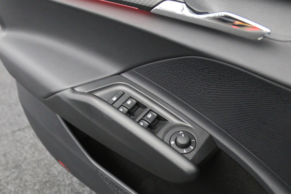 Škoda ENYAQ iV 60 180 PK Sportline, SOH 89 %, Panoramadak, Carplay, Camera, Keyless