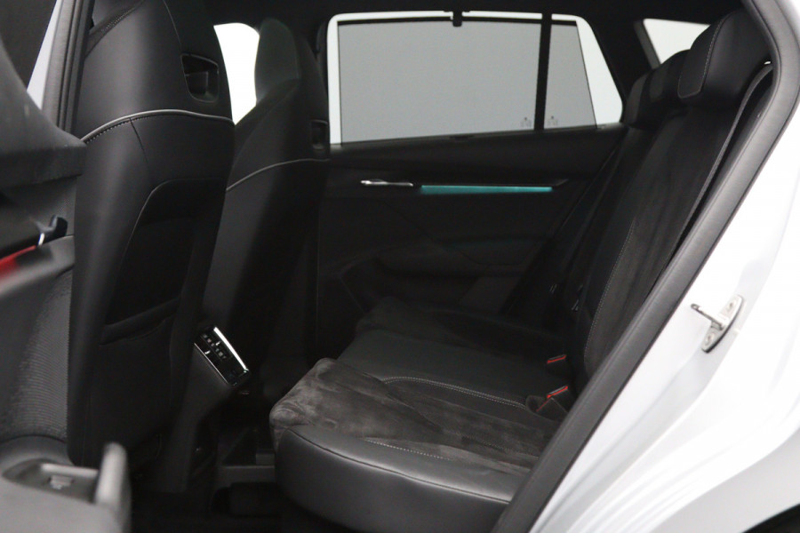 Škoda ENYAQ iV 60 180 PK Sportline, SOH 89 %, Panoramadak, Carplay, Camera, Keyless