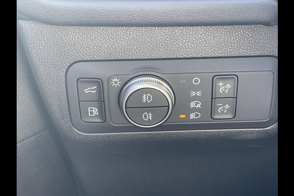 Ford Kuga 2.5 PHEV Vignale 225pk | Wegklapbare Trekhaak | Adaptieve Cruise | Head up Display | Winterpack | Full Leder