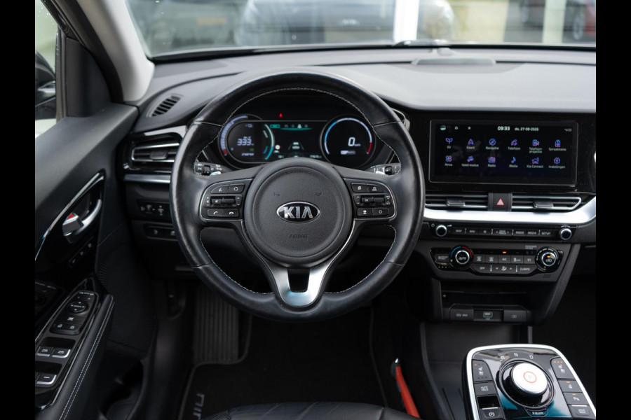 Kia e-Niro ExecutiveLine 64 kWh | Stoel en stuurverwarming | Stoelventilatie | Schuif/-kanteldak | JBL | Achteruitrijcamera | Navi | PDC voor & achter