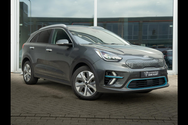Kia e-Niro ExecutiveLine 64 kWh | Stoel en stuurverwarming | Stoelventilatie | Schuif/-kanteldak | JBL | Achteruitrijcamera | Navi | PDC voor & achter