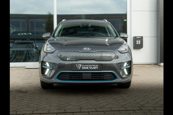 Kia e-Niro ExecutiveLine 64 kWh | Stoel en stuurverwarming | Stoelventilatie | Schuif/-kanteldak | JBL | Achteruitrijcamera | Navi | PDC voor & achter