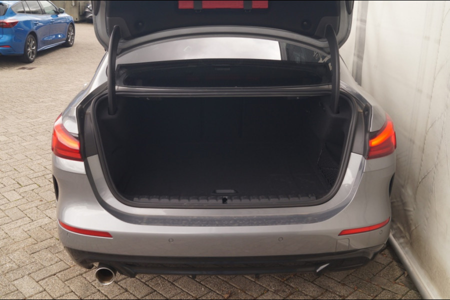 BMW 2 Serie Gran Coupé 218i Business Edition Sport -PANO-ECC-PDC-CAM-