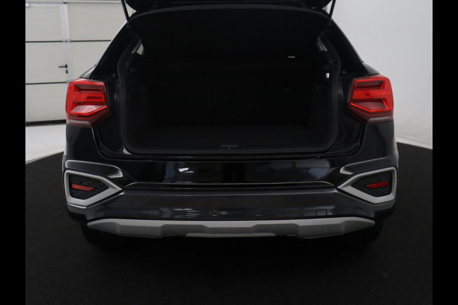 Audi Q2 35 TFSI Advanced edition | Virtual dashboard | Cruise control | Navigatie | Climate control | Carplay | DAB | Lichtmetaal 17'' |