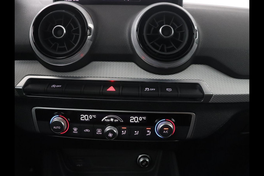 Audi Q2 35 TFSI Advanced edition | Virtual dashboard | Cruise control | Navigatie | Climate control | Carplay | DAB | Lichtmetaal 17'' |