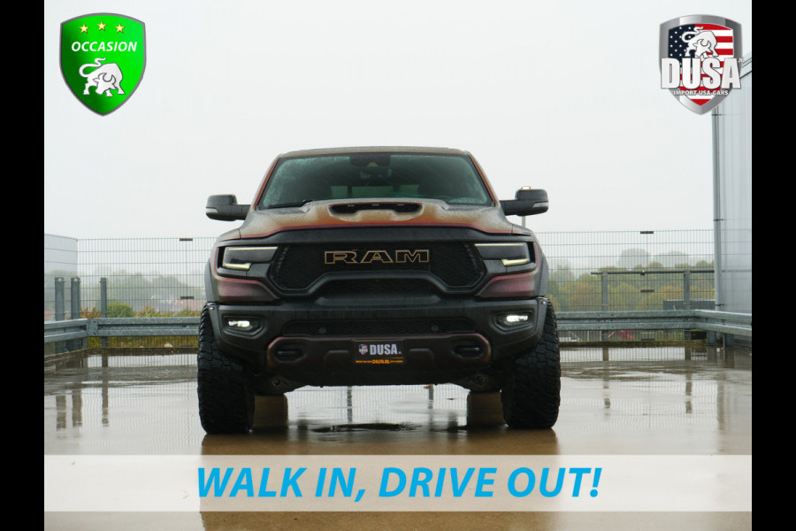 Dodge Ram 1500 | TRX | 6.2 V8 | 4x4 | Crew Cab | 22'' Fuel Wheels | Wrap Satin Solar Dawn | RAMbar | Flipcover | Nieuw binnen!