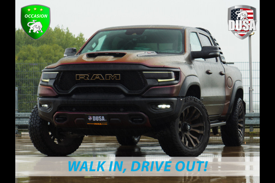Dodge Ram 1500 | TRX | 6.2 V8 | 4x4 | Crew Cab | 22'' Fuel Wheels | Wrap Satin Solar Dawn | RAMbar | Flipcover | Nieuw binnen!