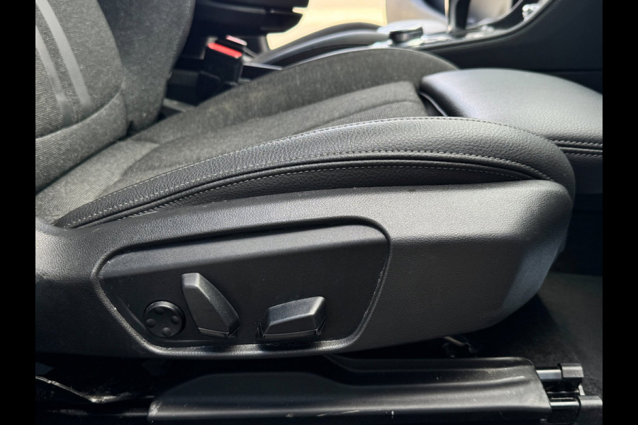 BMW 2 Serie Gran Tourer 218i 7 persoons | M-Sport | LED | Memory | Navi | Stoelverwarming | Elektr. achterklep