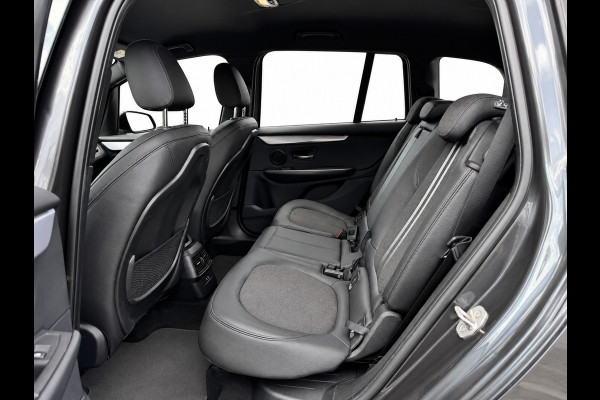 BMW 2 Serie Gran Tourer 218i 7 persoons | M-Sport | LED | Memory | Navi | Stoelverwarming | Elektr. achterklep