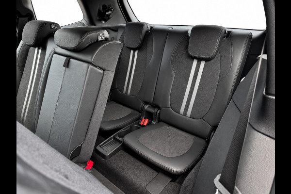 BMW 2 Serie Gran Tourer 218i 7 persoons | M-Sport | LED | Memory | Navi | Stoelverwarming | Elektr. achterklep