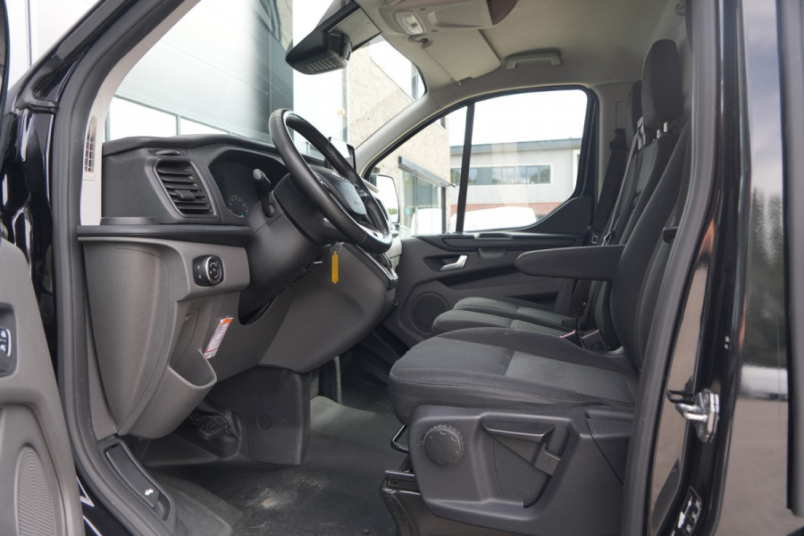 Ford Transit Custom 320 2.0 TDCI L1H1 Trend 170pk - 2x Schuif - Cruise - Camera - Stoelverwarming - Trekhaak - Carplay/Android - Rijklaar