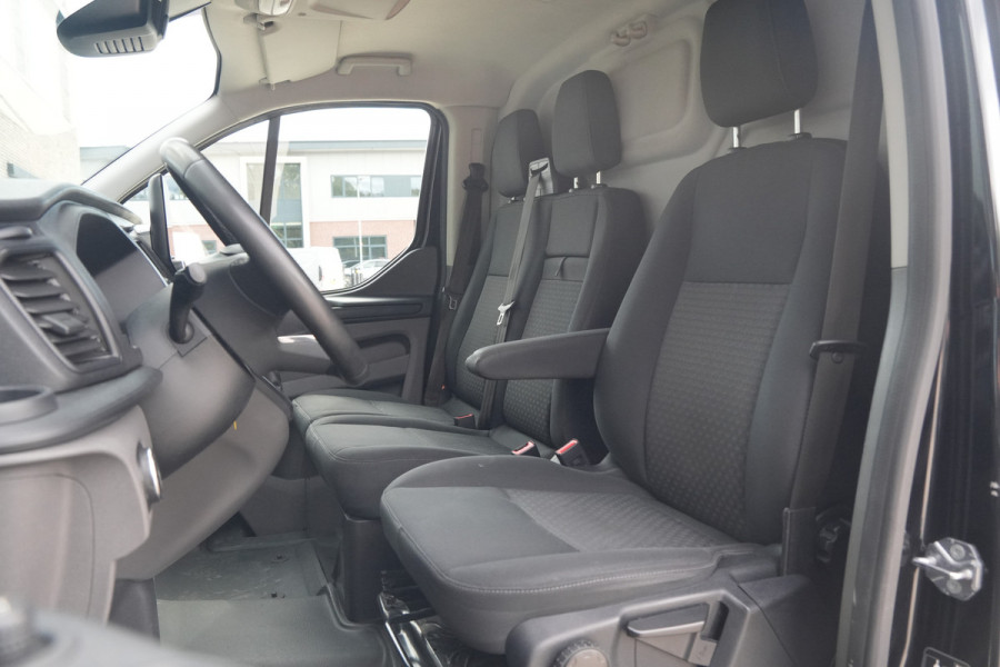Ford Transit Custom 320 2.0 TDCI L1H1 Trend 170pk - 2x Schuif - Cruise - Camera - Stoelverwarming - Trekhaak - Carplay/Android - Rijklaar