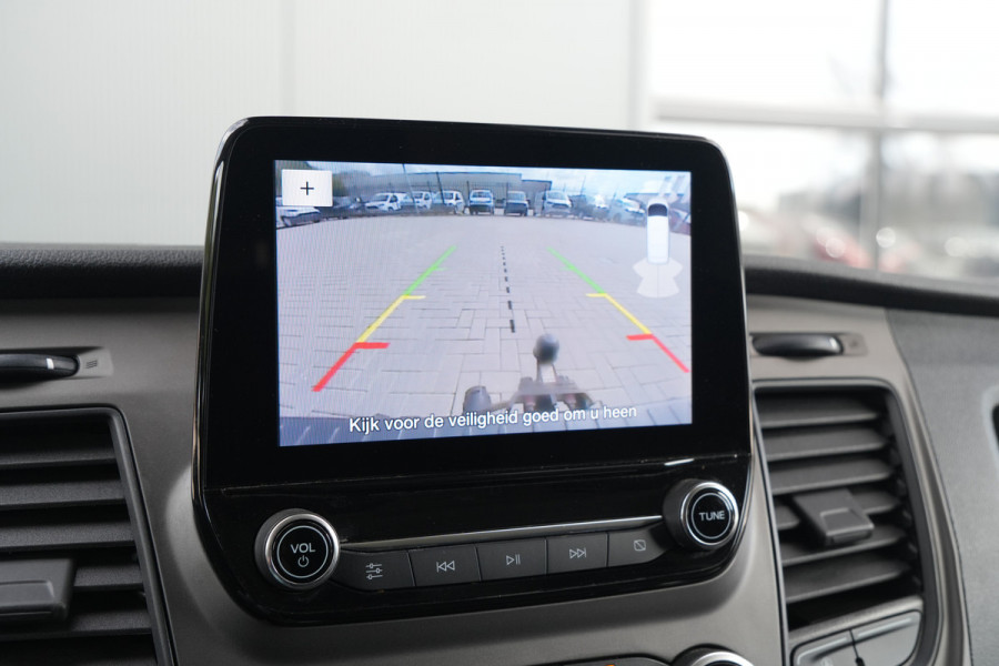 Ford Transit Custom 320 2.0 TDCI L1H1 Trend 170pk - 2x Schuif - Cruise - Camera - Stoelverwarming - Trekhaak - Carplay/Android - Rijklaar