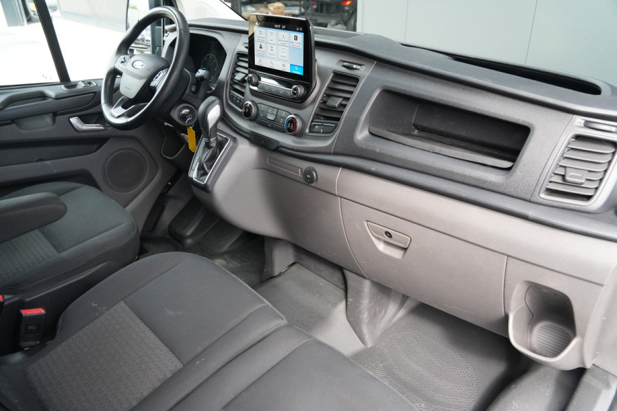 Ford Transit Custom 320 2.0 TDCI L1H1 Trend 170pk - 2x Schuif - Cruise - Camera - Stoelverwarming - Trekhaak - Carplay/Android - Rijklaar