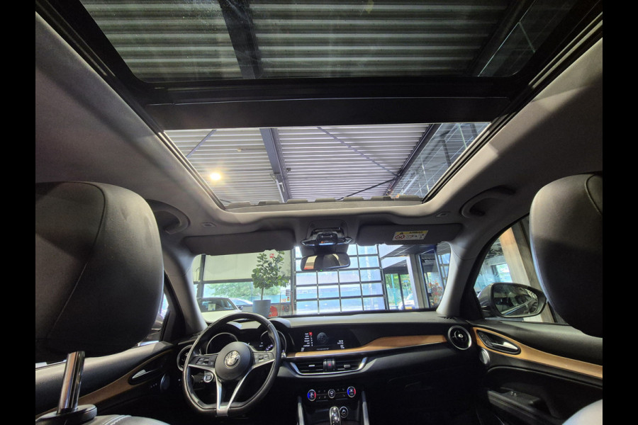 Alfa Romeo Stelvio 2.0 T AWD Veloce Pano | Harman-Kardon | Camera | Leder | Verw. stoelen-stuur | Trekhaak