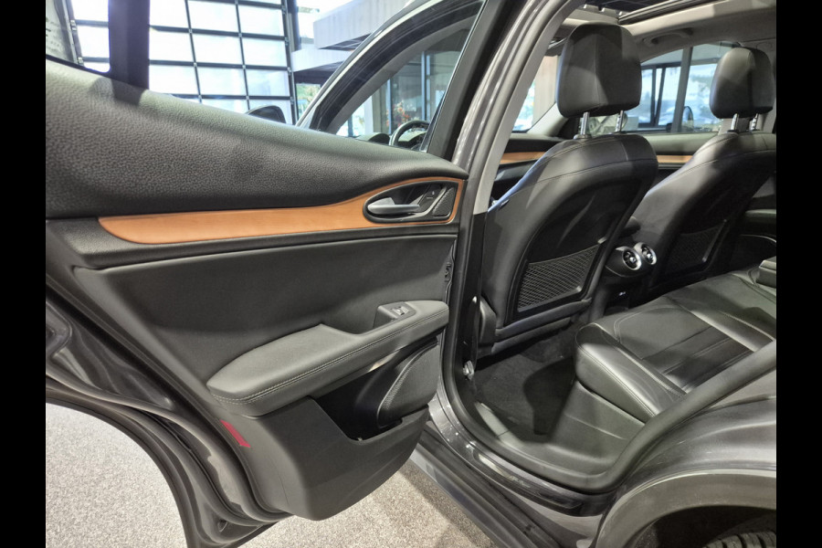 Alfa Romeo Stelvio 2.0 T AWD Veloce Pano | Harman-Kardon | Camera | Leder | Verw. stoelen-stuur | Trekhaak
