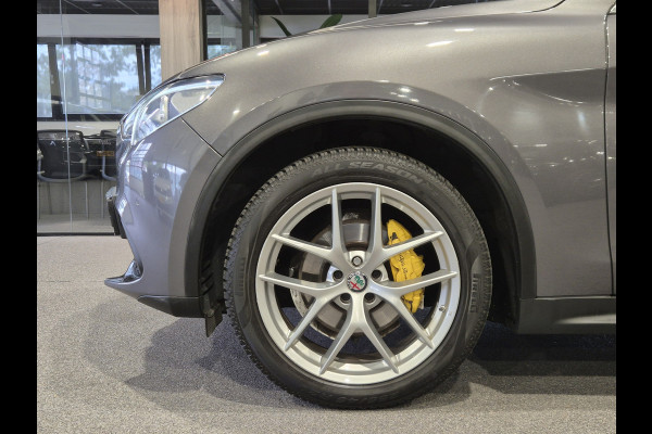 Alfa Romeo Stelvio 2.0 T AWD Veloce Pano | Harman-Kardon | Camera | Leder | Verw. stoelen-stuur | Trekhaak