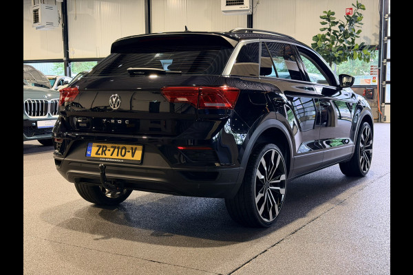 Volkswagen T-Roc 1.5 TSI Sport Stoelverwarming | Lane assist | Trekhaak | Navigatie