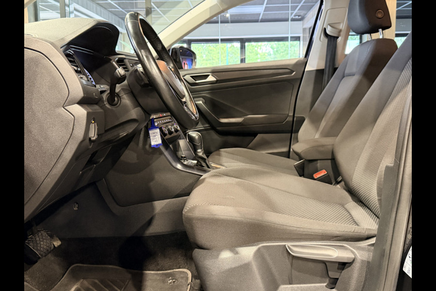 Volkswagen T-Roc 1.5 TSI Sport Stoelverwarming | Lane assist | Trekhaak | Navigatie