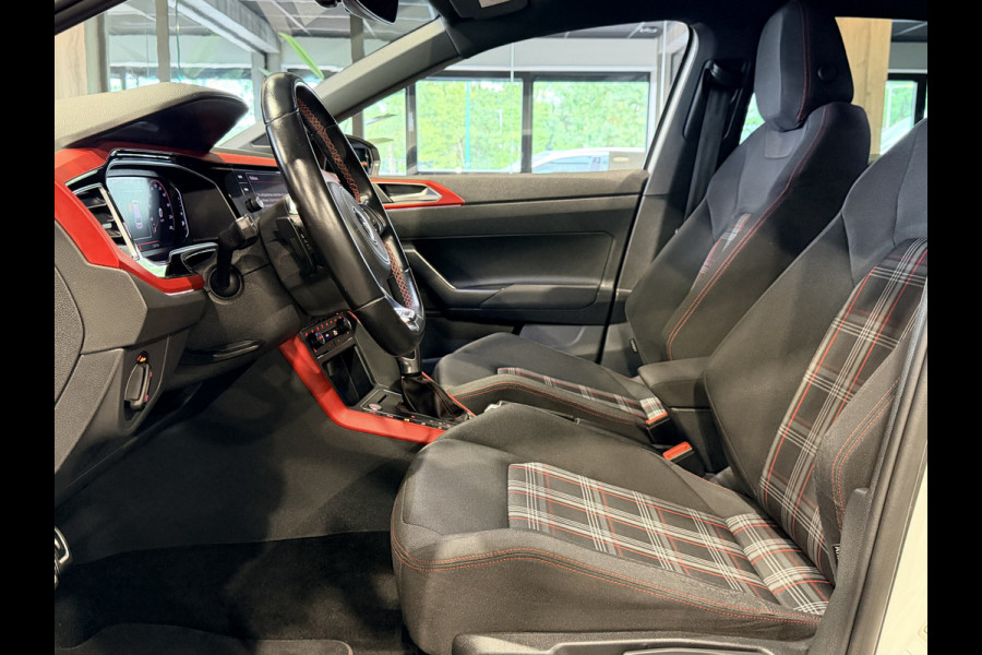 Volkswagen Polo 2.0 TSI GTI 200 PK | DSG | Virtual | Camera | Stoelverwarming