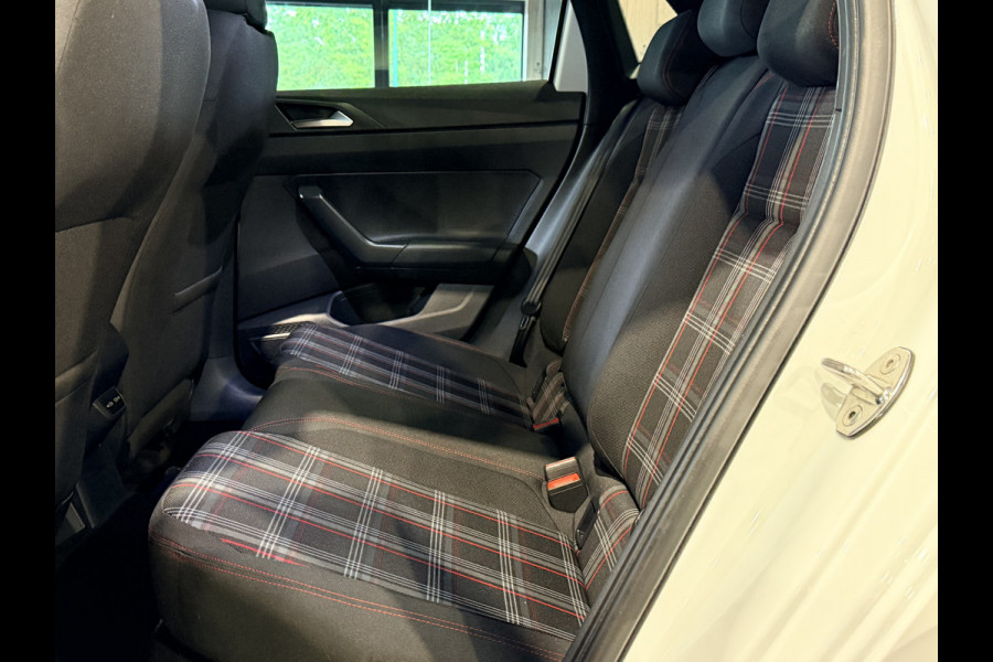 Volkswagen Polo 2.0 TSI GTI 200 PK | DSG | Virtual | Camera | Stoelverwarming