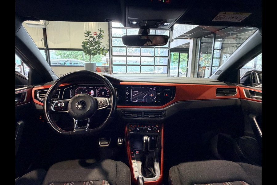 Volkswagen Polo 2.0 TSI GTI 200 PK | DSG | Virtual | Camera | Stoelverwarming