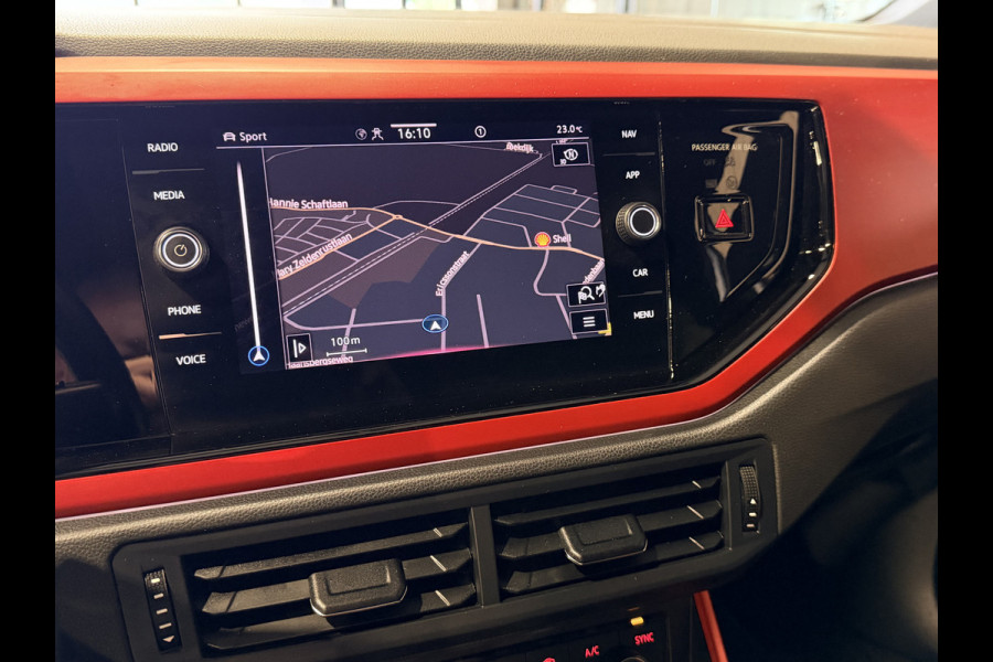 Volkswagen Polo 2.0 TSI GTI 200 PK | DSG | Virtual | Camera | Stoelverwarming