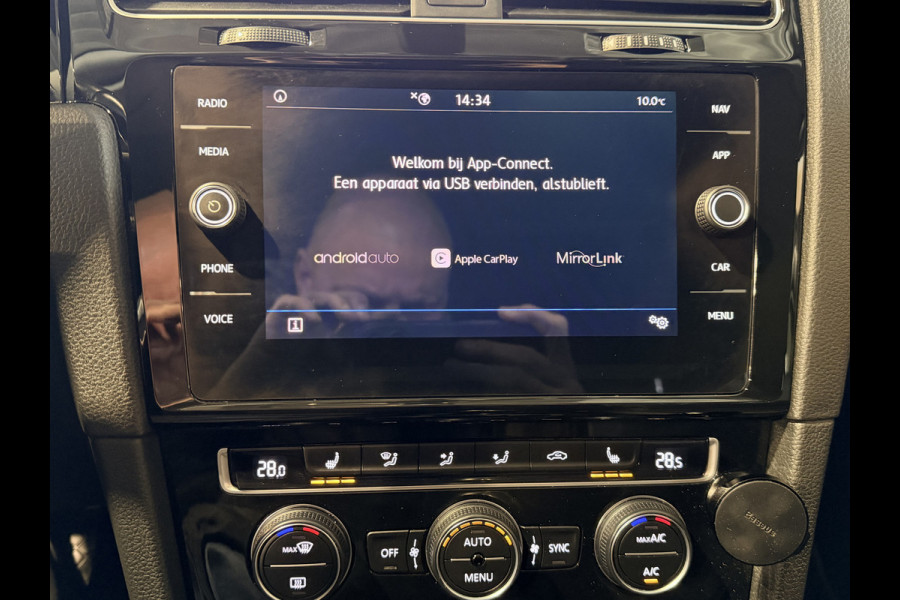Volkswagen Golf Variant 1.0 TSI Highline Virtual | Navigatie | Stoelverwarming | Massage stoelen | Carplay/Android | Cruise control