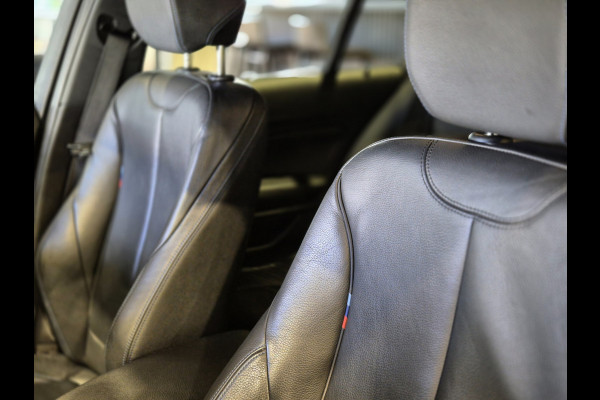 BMW 1-serie M-Sport Shadow Edition Camera | Leder | Stoelverwarming | Zwarte hemel | CarPlay | Cruise